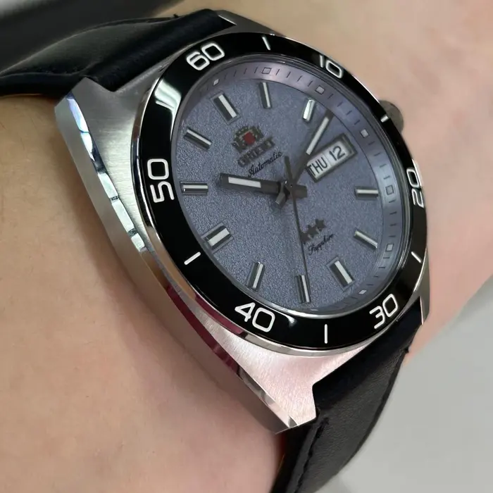 Orient 3 Estrelas Automático Elegance YN6SC019 Azul Celeste