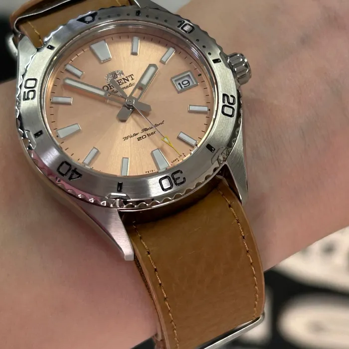 Orient Automático Mako 40 NATO RAAC0Q05P30B salmão