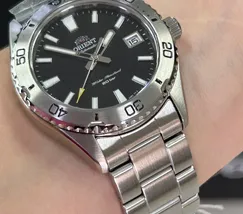 Orient Automático Mako 40 RAAC0Q01B30B preto - imagem 5