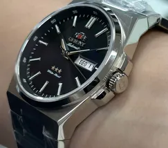 Orient 3 Estrelas Automático Elegance YN6SS020 Preto (PRX) - imagem 4