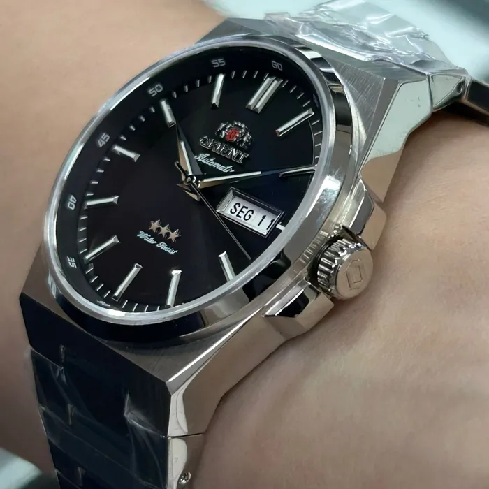 Orient 3 Estrelas Automático Elegance YN6SS020 Preto (PRX)