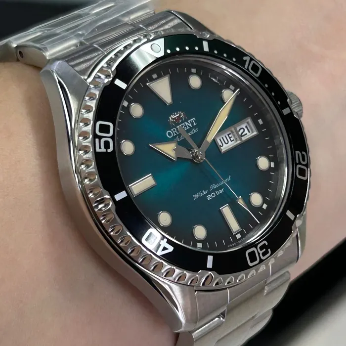 Orient Kamasu II RA-AA0811E39B Automático Safira Verde | Taniguchi Relógios