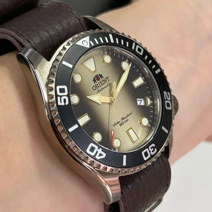 Orient Automático Diver Triton 70th Anniversary Limited Edition RAAC0K05G00B Jaguar focus