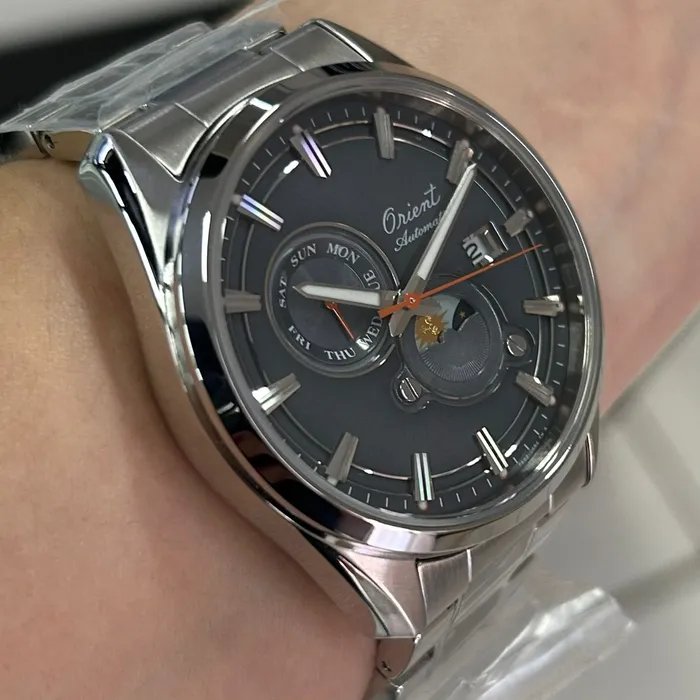 Orient Automático Edição Limitada 75 Anos Sun & Moon Stretto RAAK0311N30B Cinza