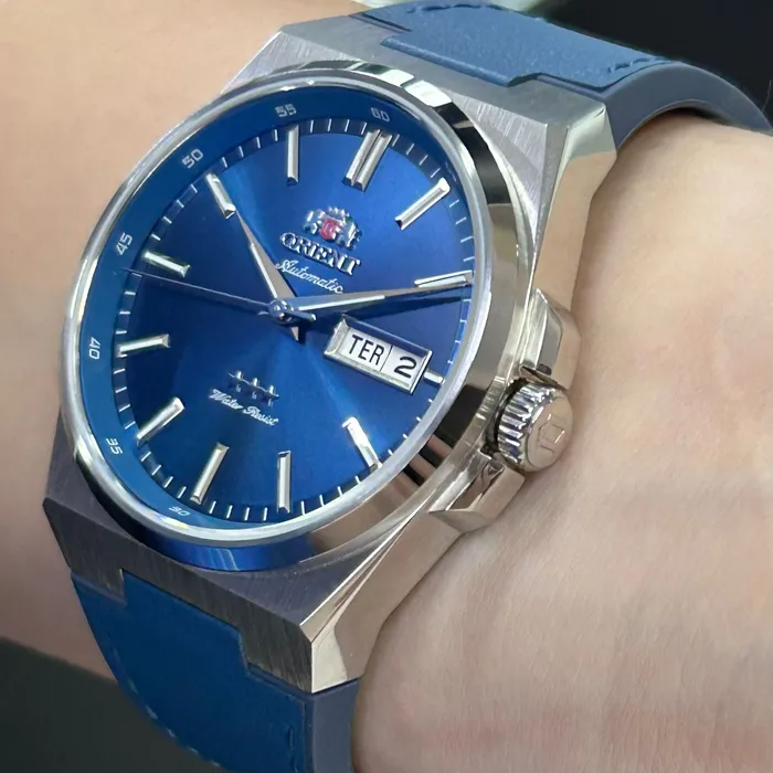 Orient 3 Estrelas Automático Elegance YN6SC020 Azul (PRX)