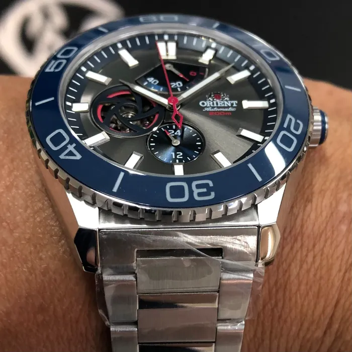 Orient Superior Automático Open Heart YN8SS003 Azul grafite