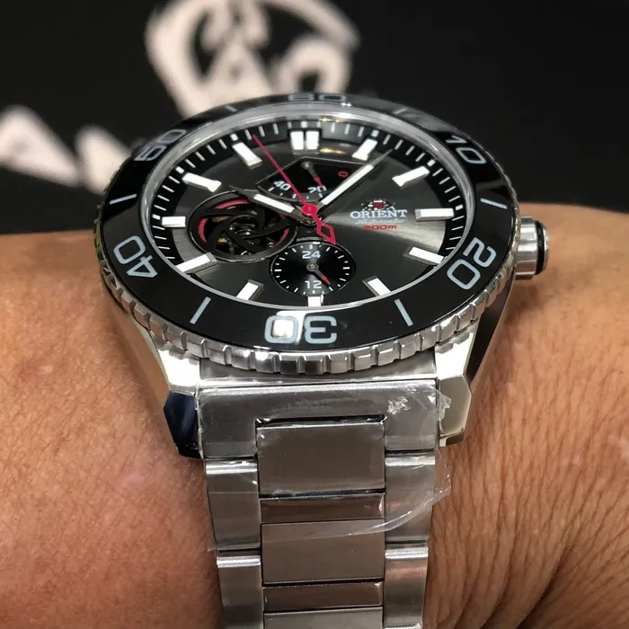 Orient Superior Automático Open Heart YN8SS002 Preto grafite