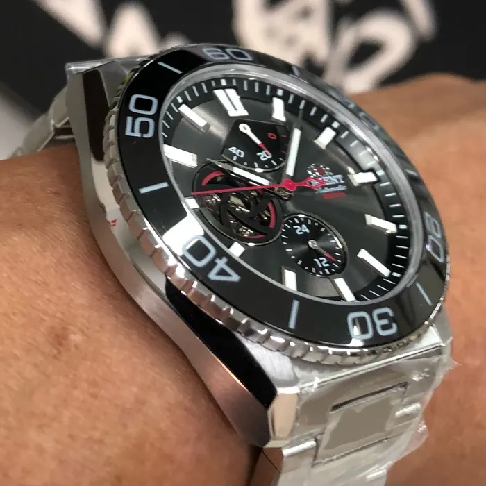 Orient Superior Automático Open Heart YN8SS002 Preto grafite