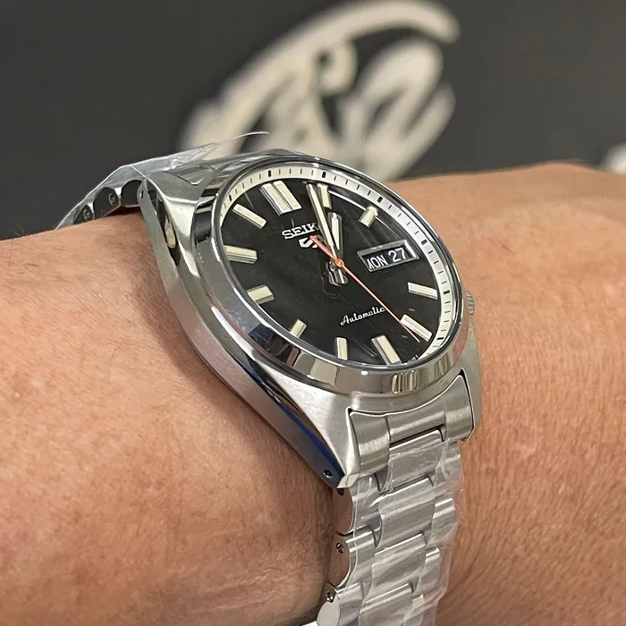 Seiko 5 sports clássico SRPK89B1 preto