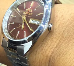Orient 3 EStrelas Automático classico 469WA3NH Vermelha - imagem 4