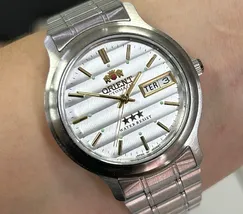 Orient 3 EStrelas Automático classico 469WA1AF Branco - imagem 1