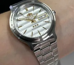 Orient 3 EStrelas Automático classico 469WA1AF Branco - imagem 5