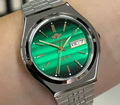 Orient 3 EStrelas Automático classico 469WB7NH Verde - imagem 1