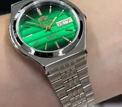 Orient 3 EStrelas Automático classico 469WB7NH Verde - imagem 5