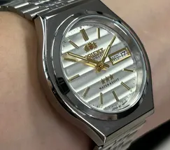 Orient 3 EStrelas Automático classico 469WB7NH Branco - imagem 3