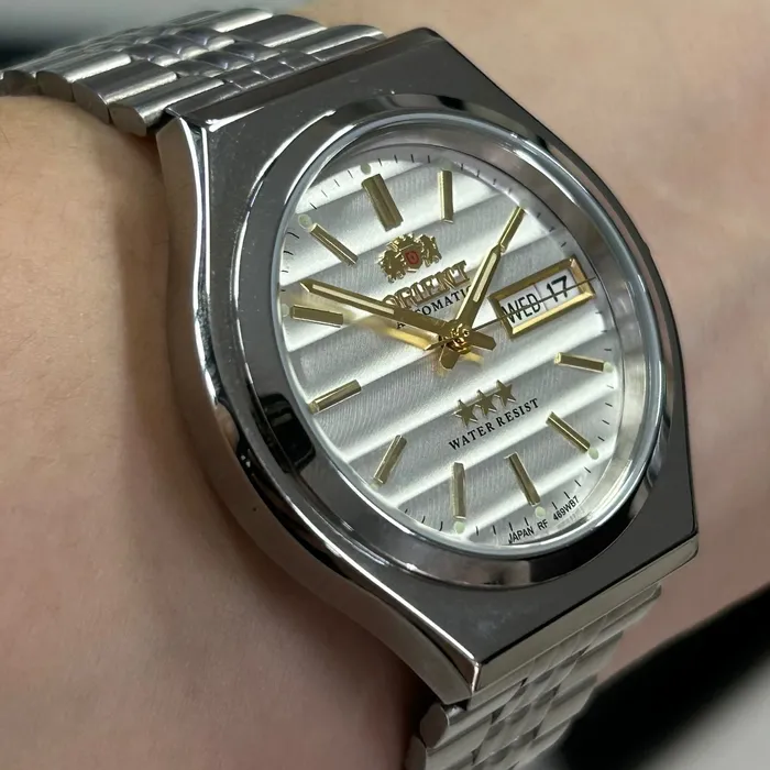 Orient 3 EStrelas Automático classico 469WB7NH Branco