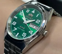 Orient 3 EStrelas Automático classico 469SS083F Verde - imagem 4