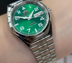 Orient 3 EStrelas Automático classico 469SS083F Verde - imagem 5