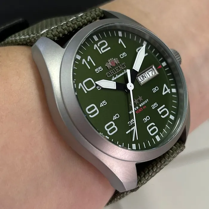 Orient 3 EStrelas Automático Classico Militar F49SN020NH Verde