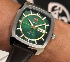 Orient 3 EStrelas Automático Classico F49SC031 Verde - imagem 1