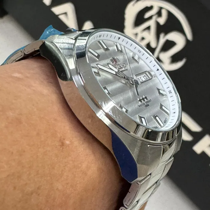 Orient 3 EStrelas Automático classico 469SS076NH Branco