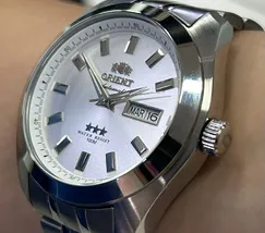 Orient 3 EStrelas Automático classico 469SS075NH Branco - imagem 4