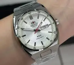 Orient 3 EStrelas Automático classico 469SS087NH Branco - imagem 1