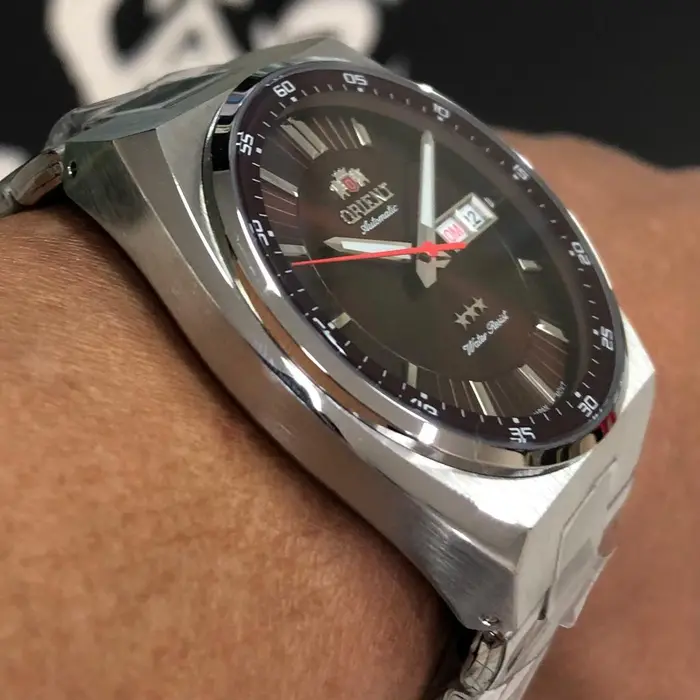 Orient 3 EStrelas Automático classico 469SS087NH Marrom