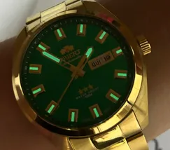 Orient 3 EStrelas Automático classico IPGold 469GP076F verde - imagem 6
