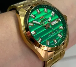 Orient 3 EStrelas Automático classico IPGold 469GP076F verde - imagem 3