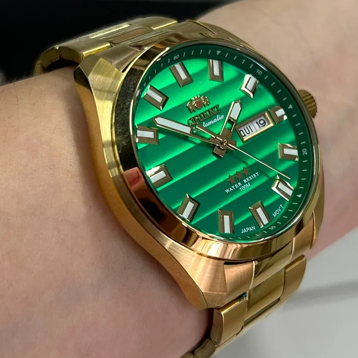 Orient 3 EStrelas Automático classico IPGold 469GP076F verde
