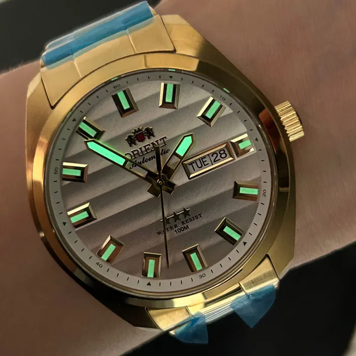 Orient 3 EStrelas Automático classico IPGold 469GP076NH Branco