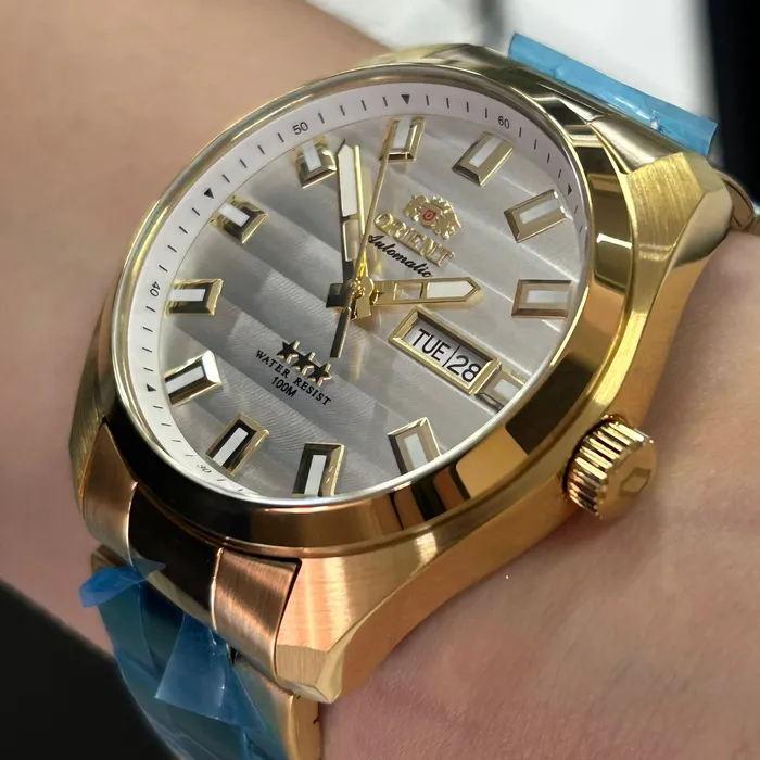 Orient 3 EStrelas Automático classico IPGold 469GP076NH Branco