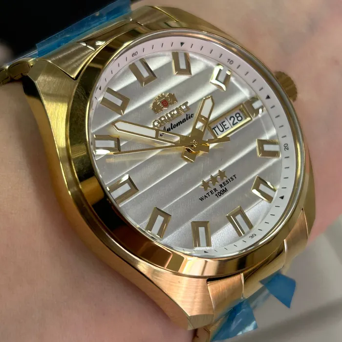 Orient 3 EStrelas Automático classico IPGold 469GP076NH Branco