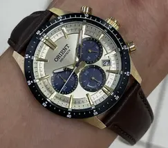 Orient Solartech Cronografo Sport MGSCC011 dourado - imagem 1