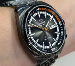 Orient King Diver Automático YN6PP028 G1GX Black - Safira | Taniguchi Relógios - imagem 3