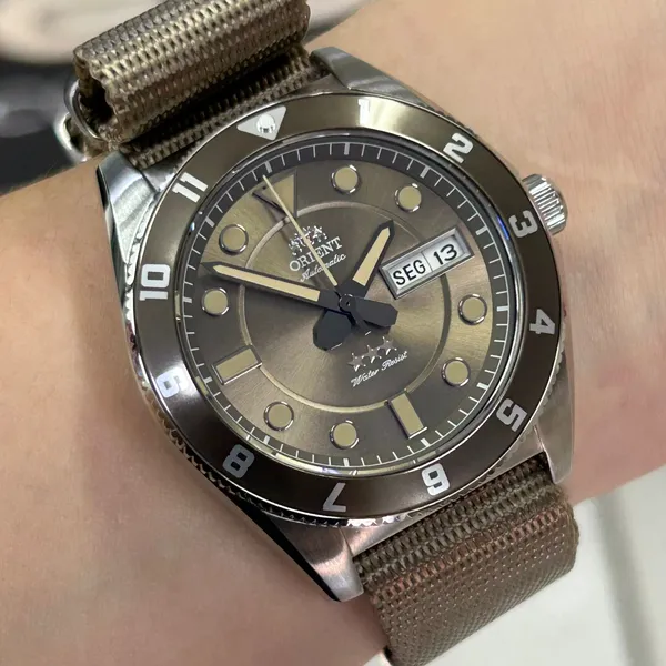 Orient 3 Estrelas Automático Sports Land YN6SN027 Cobre