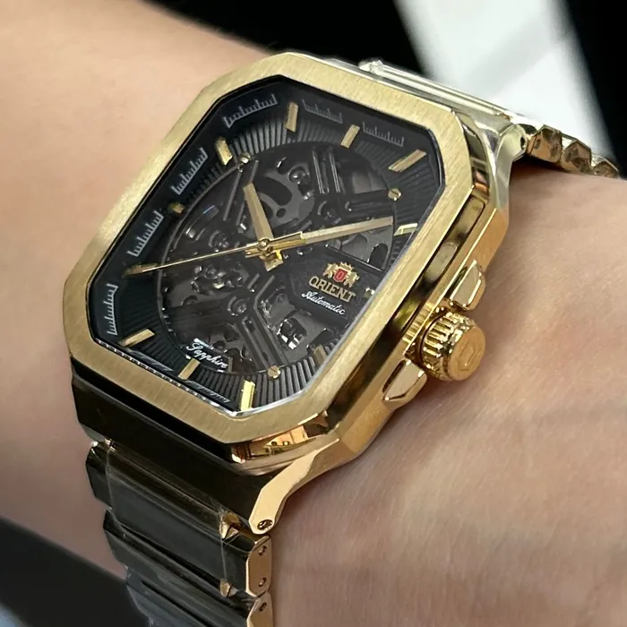 Relógio Orient Automático Skeleton NH7GG008 Dourado Safira