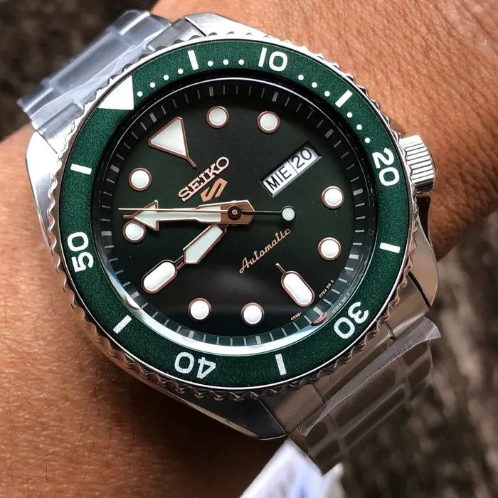 Seiko 5 Sports SRPD63 Automático Verde e Ouro Rosa | Taniguchi Relógios