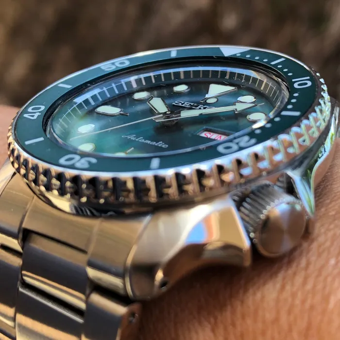 Seiko 5 Sports SRPD63 Automático Verde e Ouro Rosa | Taniguchi Relógios
