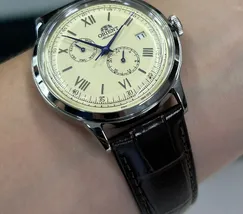 Orient Bambino Versão 8 RA-AK0702Y30B Automático | Taniguchi Relógios - imagem 4