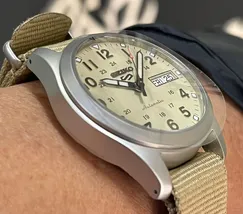 Relógio Seiko 5 Sports Field SRPJ83 Automático 36mm | Taniguchi Relógios - imagem 3