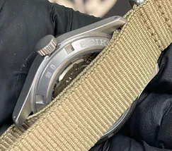 Relógio Seiko 5 Sports Field SRPJ83 Automático 36mm | Taniguchi Relógios - imagem 8