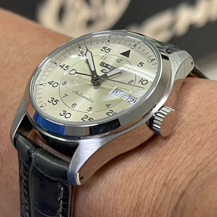 Relógio Seiko 5 Sports Field SRPJ87 Automático 36mm | Taniguchi Relógios