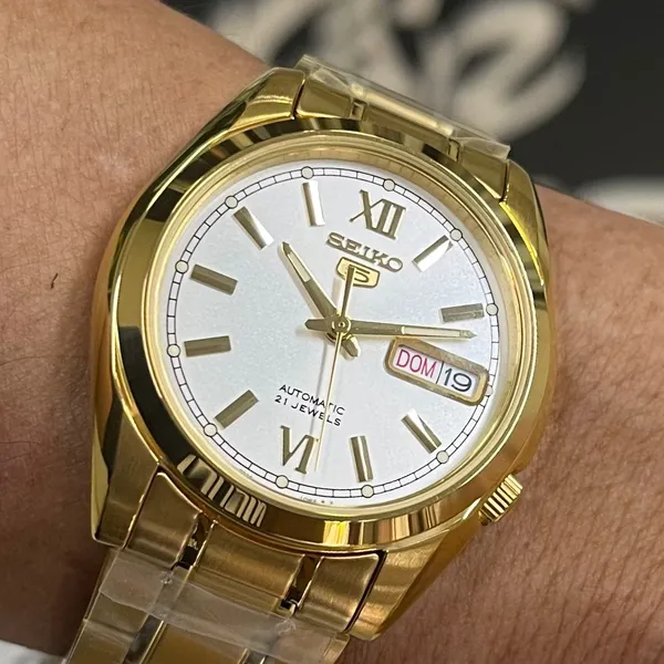 Seiko 5 sports clássico Dourado SNKL58B1 Branco