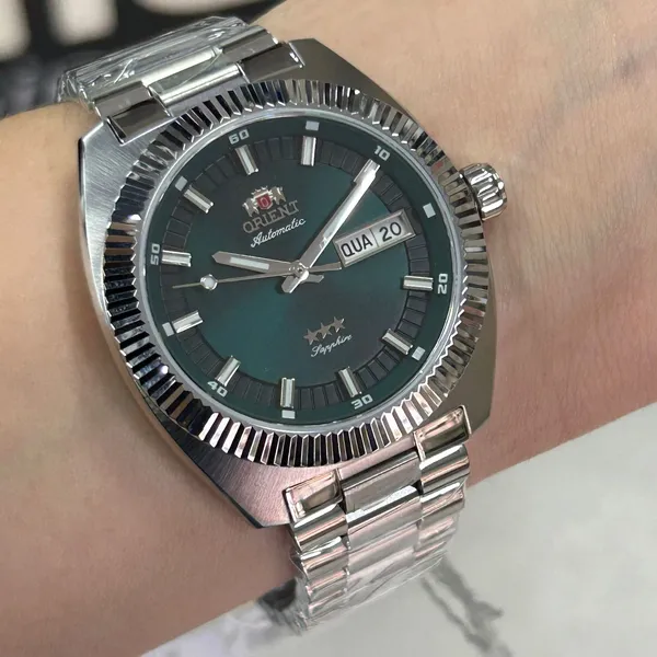 Orient 3 Estrelas Automático Heritage YN6SS026 verde