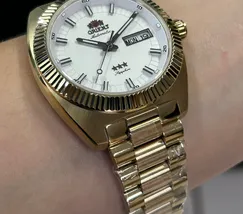 Relógio Orient Heritage YN6GG026 S1KX Dourado Automático Safira 100m Original | Taniguchi Relógios - imagem 5