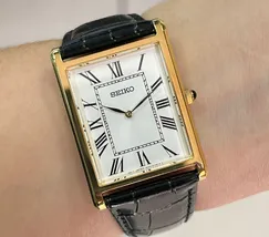Relógio Seiko Essentials Tank SWR104B1 Dourado Safira Original | Taniguchi Relógios - imagem 1