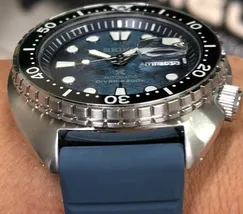 Seiko Prospex Automático King Turtle save the ocean SRPF77B1  Dark Manta Ray - imagem 4
