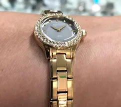 Relógio Orient Mini Feminino FGSS0218 Dourado Preto Original | Taniguchi Relógios - imagem 4